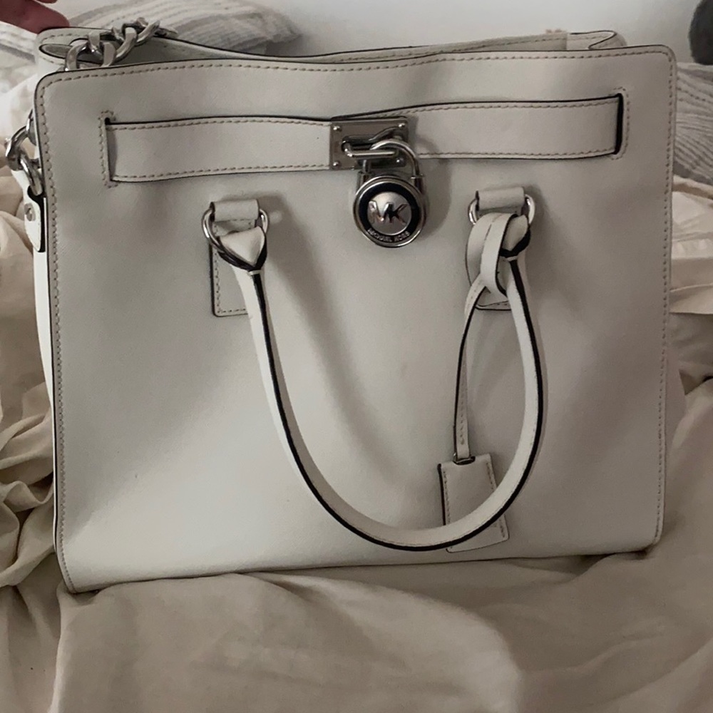 MICHAEL KORS ll WHITE HAMILTON BAG